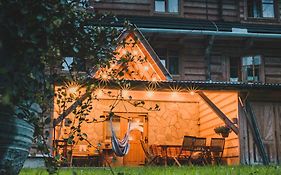 Kiry 9 - pokoje i apartamenty